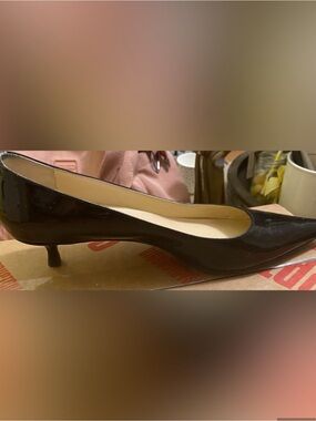 Jimmy Choo Black Patent Pointed Toe Kitten Heel Pumps sz 37.5